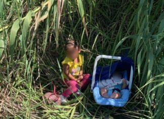 HALLAN A BEBÉ DE 3 MESES Y SU HERMANA DE DOS AÑOS ABANDONADOS EN EL RÍO GRANDE