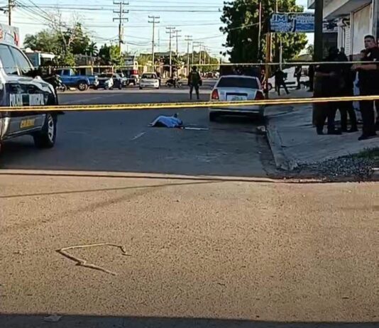 ASESINAN A PERSONA, BALEAN A OTRA Y RAFAGUEAN VIVIENDA EL FIN DE SEMANA